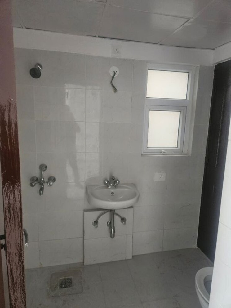 Bathroom, parklands 3 Bedroom 2199 Sq.Ft. Builder Floor In Sector 85 Faridabad 9922626