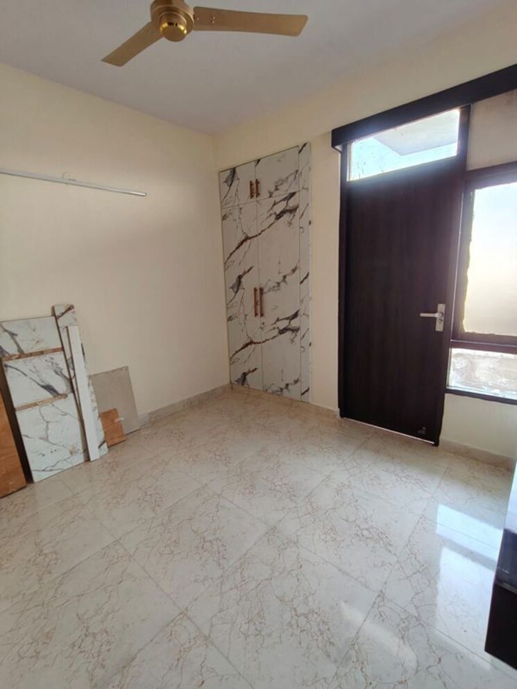 Room, parklands 3 Bedroom 2199 Sq.Ft. Builder Floor In Sector 85 Faridabad 9922626