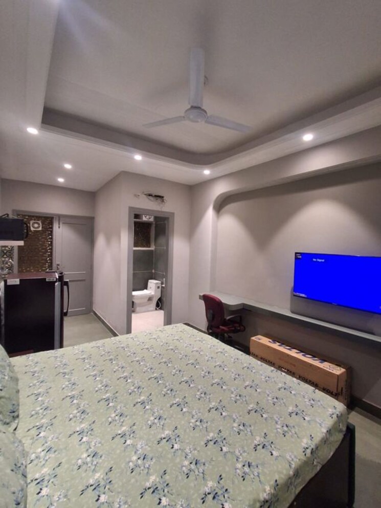 Bedroom, dlf-city-phase-iii 1 RK 520 Sq.Ft. Builder Floor In Sector 24 Gurgaon 9922663