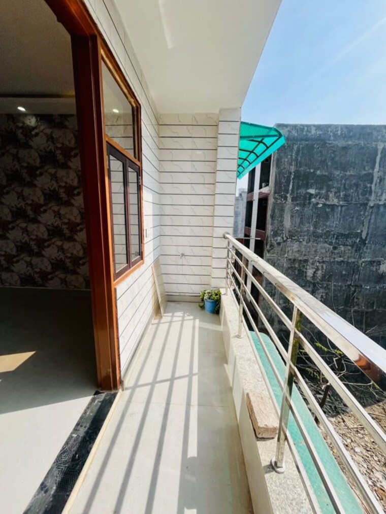 Balcony, dwarka mor 2 Bedroom 540 Sq.Ft. Builder Floor In Dwarka Mor Delhi 9922665