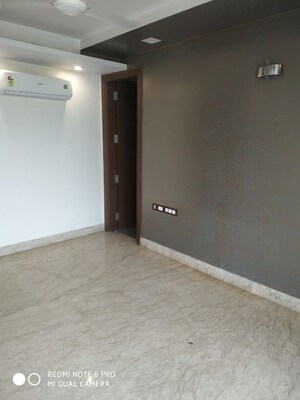 Room in 4 BHK Builder Floor at Saket – for Rent