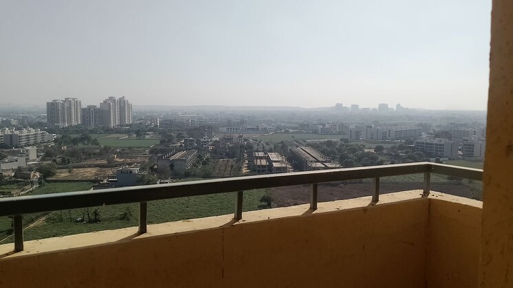 Swimming Pool, sare-home 4 Bedroom 2025 Sq.Ft. Apartment In Sector 92 Gurgaon 9922438