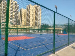 Swimming Pool in 4 BHK Apartment at SARE Petioles, Sector 92 – for Rent