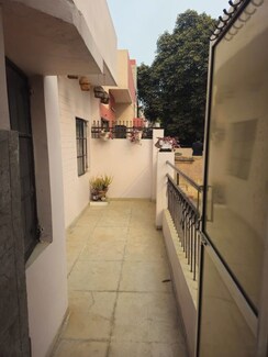 1 BHK + Pooja Room Builder Floor For Sale in Royal Villa Shalimar Garden