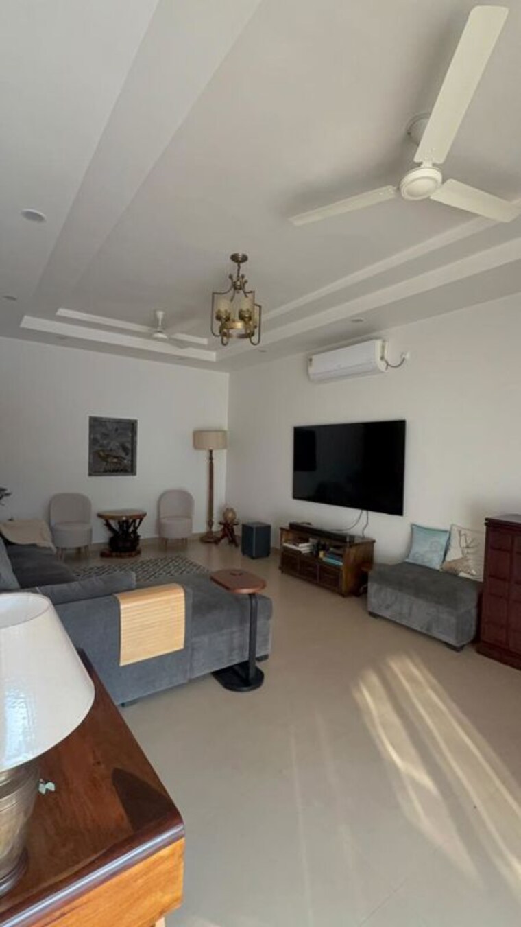 Living Room, alaknanda 3 Bedroom 1600 Sq.Ft. Apartment In Alaknanda Delhi 9922692