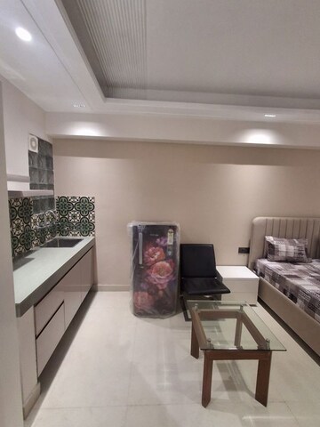 Living Room in 1 RK Builder Floor at DLF City Phase III, Sector 24 – for Rent