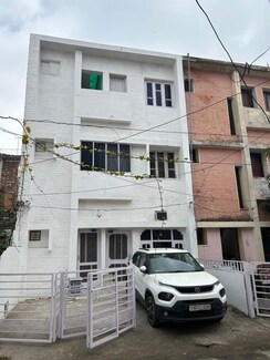 6 BHK + Extra Room Independent House For Sale in Sector 23