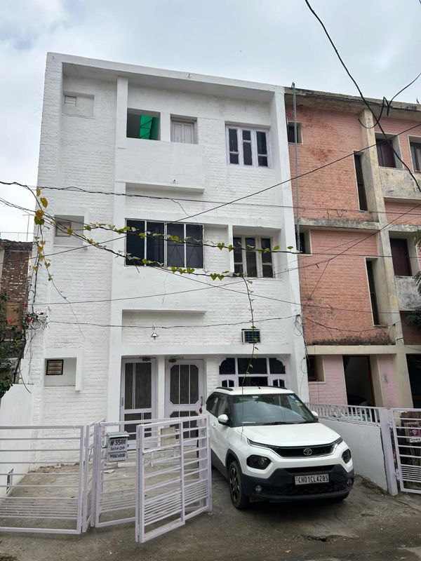 6 BHK + Extra Room Independent House For Sale in Sector 23