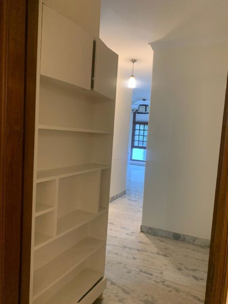 Room, chittaranjan park 2 Bedroom 1200 Sq.Ft. Builder Floor In Chittaranjan Park Delhi 9922709