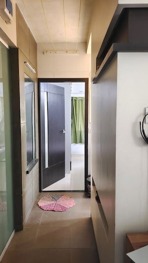 Building Lobby in 1 BHK Apartment at Sun City – for Sale