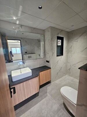 Attached Bathroom in 3 BHK Builder Floor at Sector 57 – for Rent