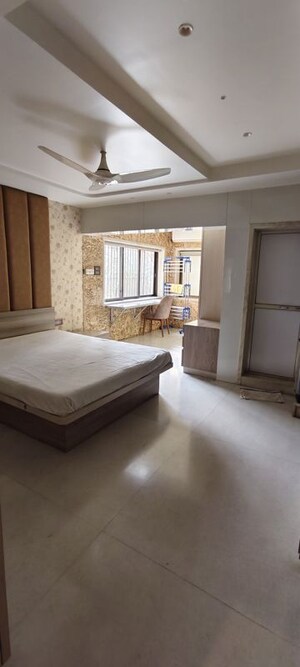 Bedroom in 4 BHK Villa at Gaurav Enclave I, Mira Road – for Sale