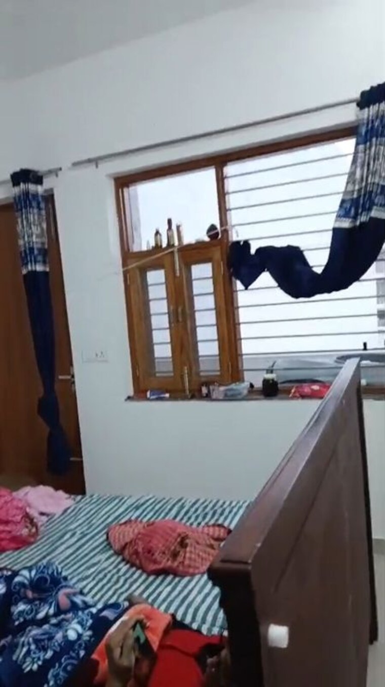 Bedroom, sector 85 4 Bedroom 2700 Sq.Ft. Builder Floor In Sector 85 Faridabad 9922729