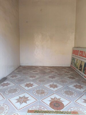 Bedroom in  Shop at Tingre Nagar – for Rent