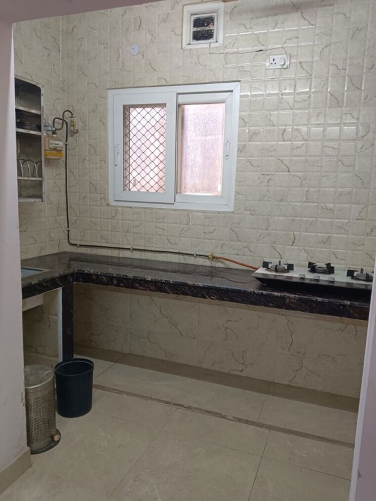 Kitchen, amar colony 1 Bedroom 567 Sq.Ft. Builder Floor In Amar Colony Delhi 9922712