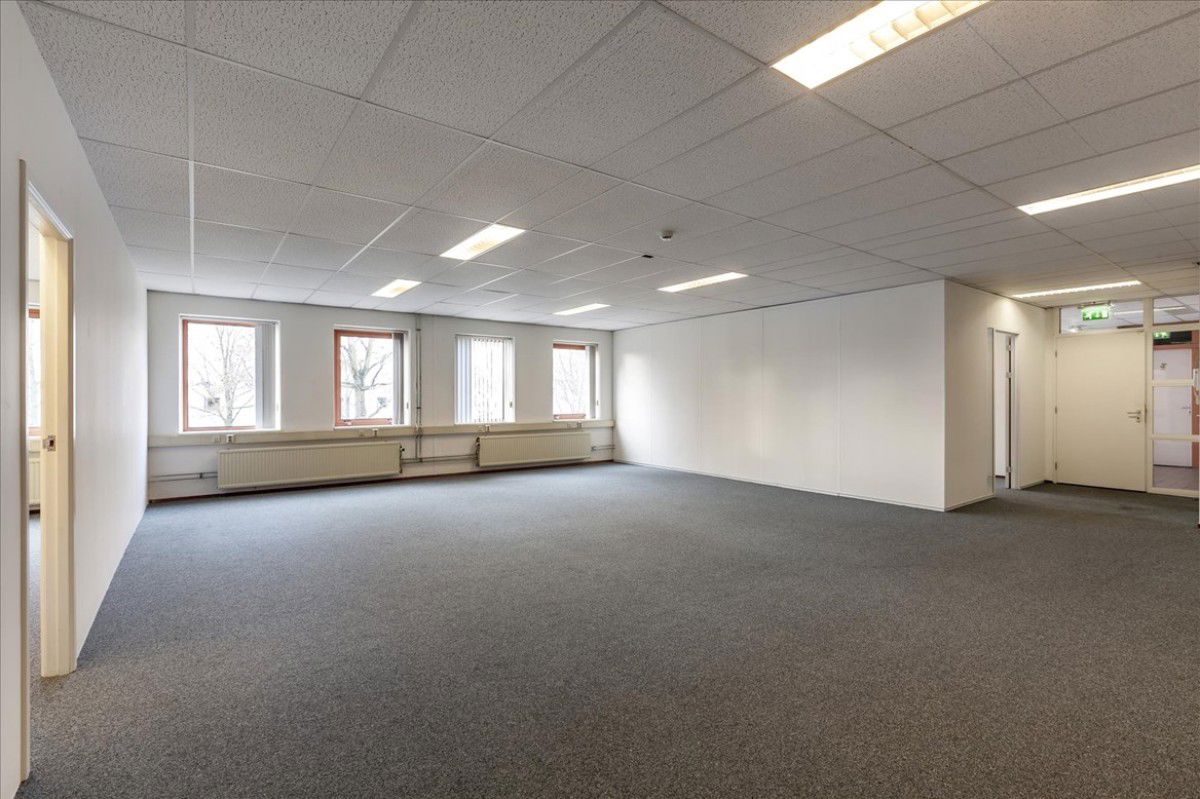 Office Space For Rent in New Patliputra Colony