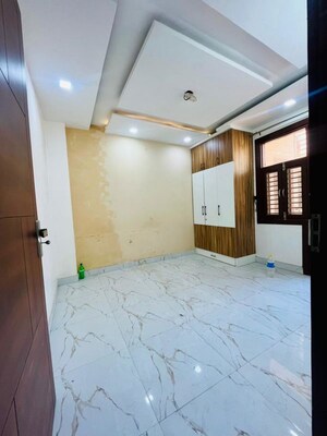 Bedroom in 2 BHK Builder Floor at Mansa Ram Park – for Rent