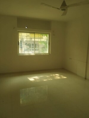 Room in 3 BHK Apartment at Baner – for Rent