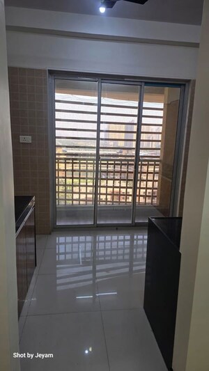 Room in 2 BHK Apartment at Bhakti Park Anand Nagar, Anand Nagar – for Rent