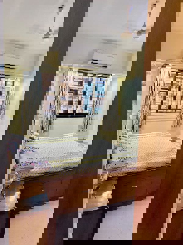 2 BHK + Servant Room Apartment For Rent in HDIL Metropolis Residences