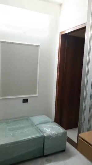 Room in 3 BHK Builder Floor at Sector 89 – for Rent
