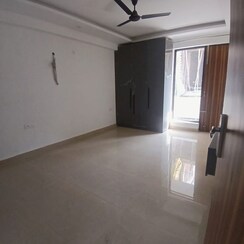 3.5 BHK + Extra Room Builder Floor For Rent in Sector 23