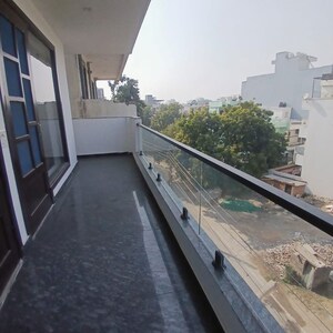 Balcony in 3.5 BHK Builder Floor at Sector 23 – for Rent