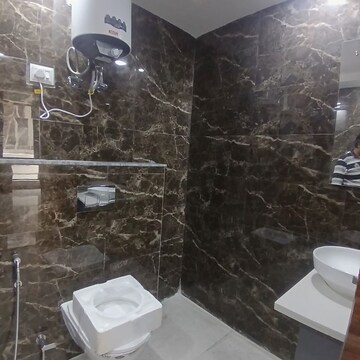 Bathroom in 3.5 BHK Builder Floor at Sector 23 – for Rent