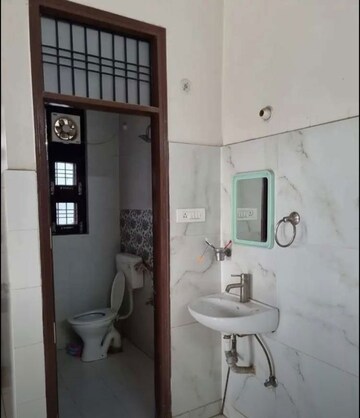 Bathroom in 2 BHK Independent House at Lalbagh – for Rent