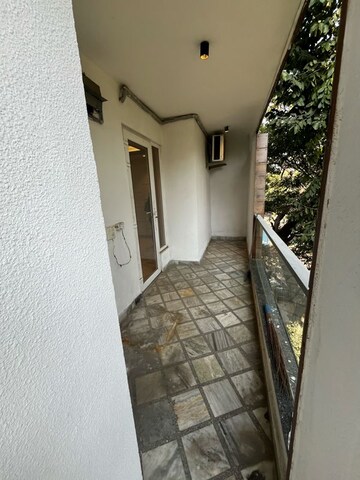 Staircase in 3 BHK Builder Floor at Ansal Sushant Lok I, Sector 43 – for Rent