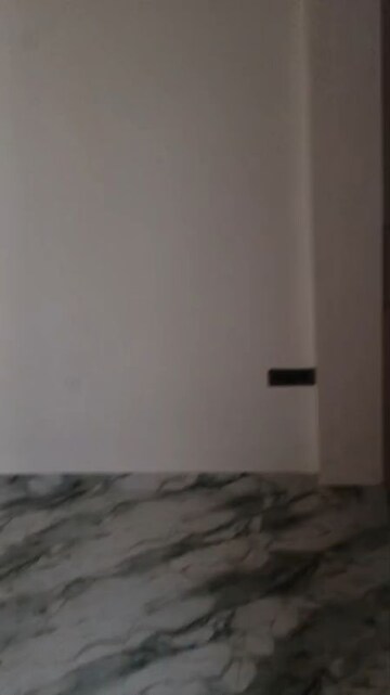 Room in 3 BHK Builder Floor at Puri Kohinoor, Sector 89 – for Rent