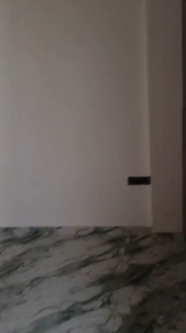 Room, puri-kohinoor 3 Bedroom 180 Sq.Yd. Builder Floor In Sector 89 Faridabad 9922916