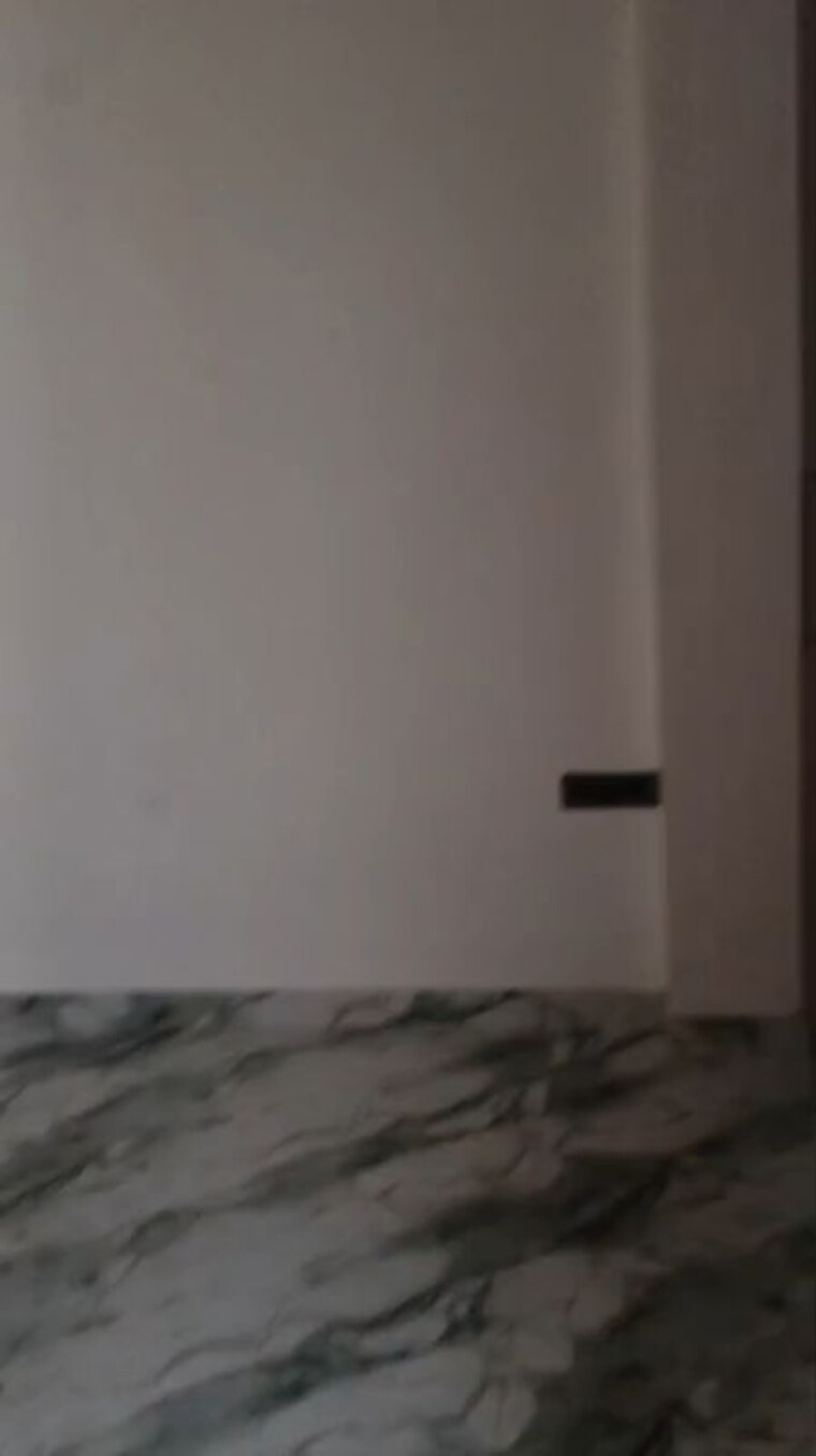 Room, puri-kohinoor 3 Bedroom 180 Sq.Yd. Builder Floor In Sector 89 Faridabad 9922916