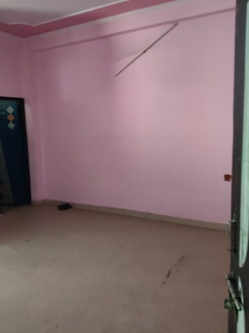 Room in 2 BHK Apartment at Saket Kunj Sahibabad, Rajendra Nagar Sector 5 – for Sale