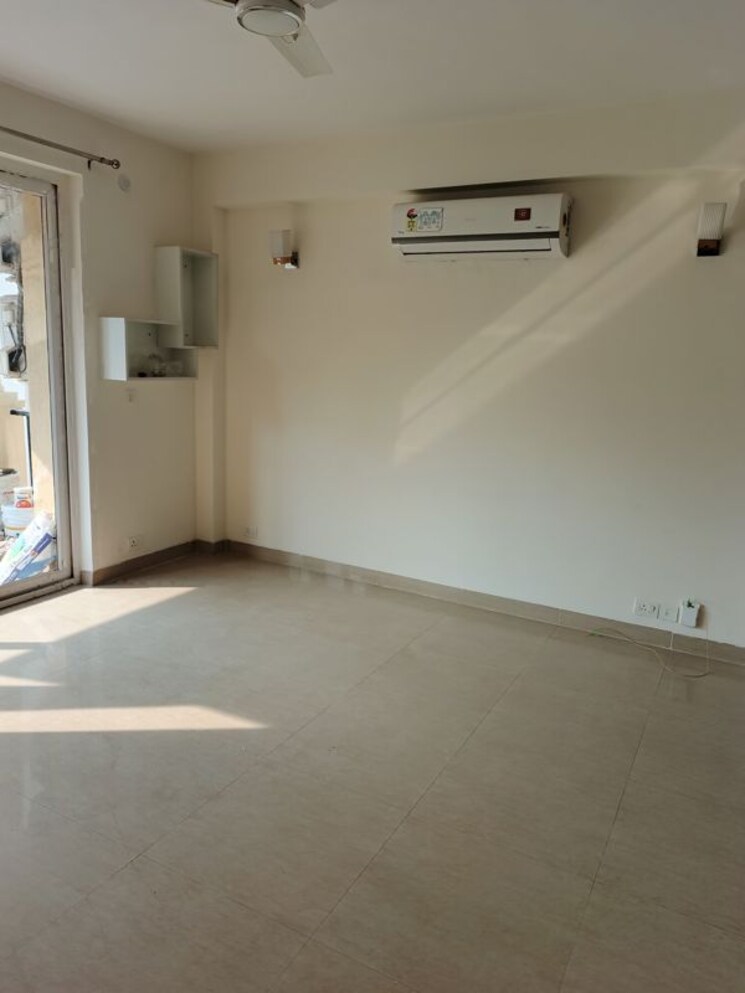 Room, ireo-skyon 4 Bedroom 2800 Sq.Ft. Apartment In Sector 60 Gurgaon 9922981