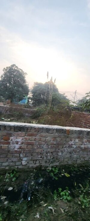  Plot For Sale in Dlf Ankur Vihar