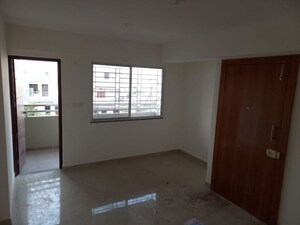 Room in 2 BHK Apartment at Manish Nagar – for Rent