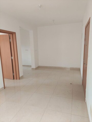 Room in 2 BHK Apartment at NR Windgates, Thanisandra Main Road – for Sale