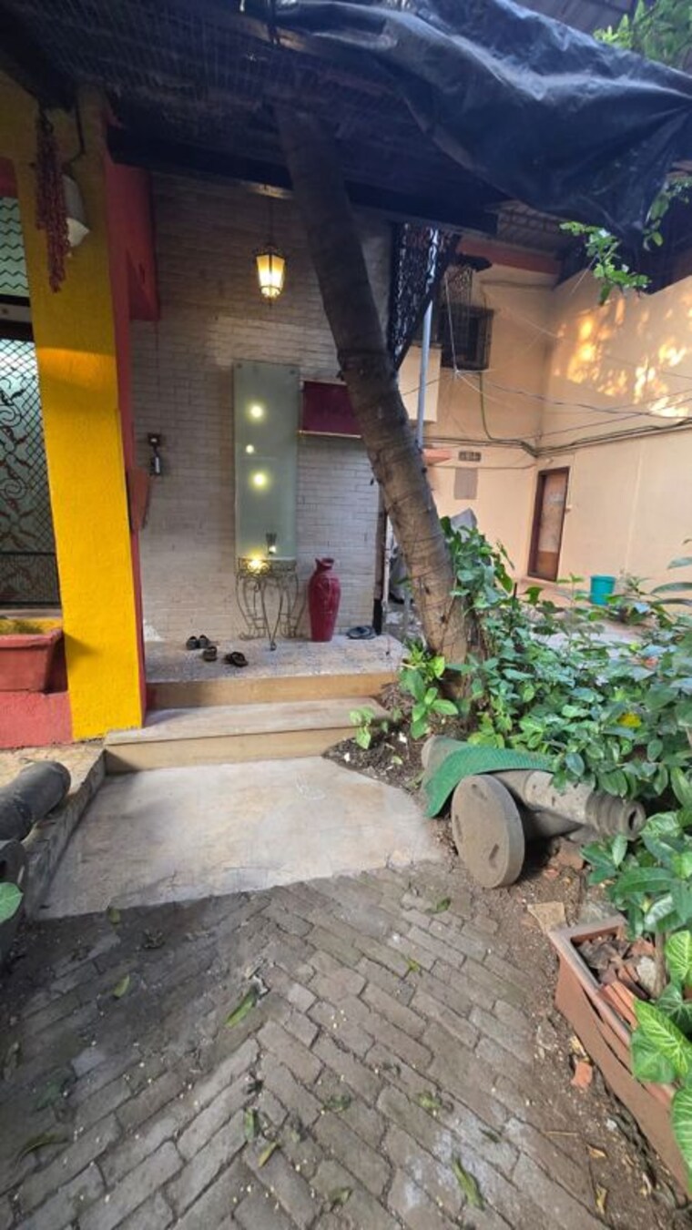 Balcony, dreamland-chs-sanpada 4 Bedroom 1935 Sq.Ft. Apartment In Sanpada Navi Mumbai 9923076