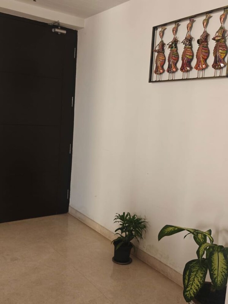 Room, krrish-shalimar-ibiza-town 4 Bedroom 3500 Sq.Ft. Apartment In Suraj Kund Faridabad 9923095