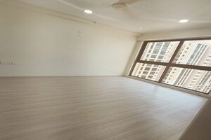 Room in 3 BHK Apartment at Runwal Bliss, Kanjurmarg East – for Sale