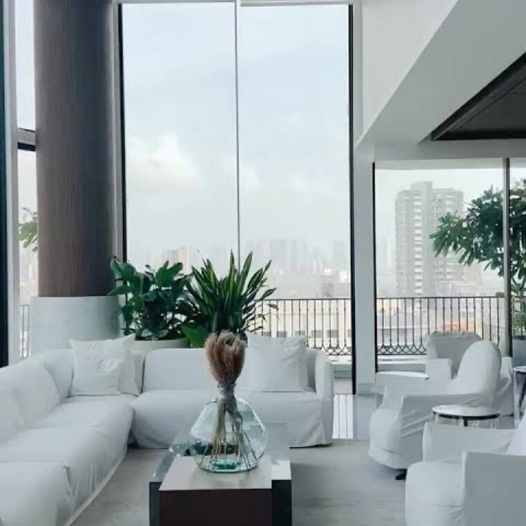 Living Room, bandra west 4 Bedroom 2500 Sq.Ft. Apartment In Bandra West Mumbai 9923109