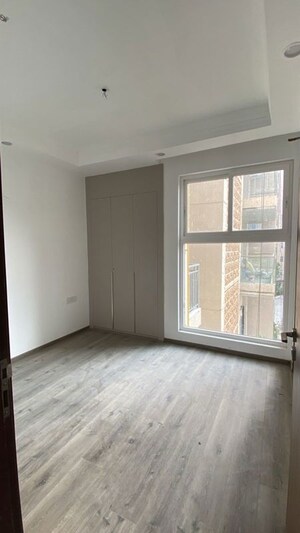 Room in 3 BHK Apartment at Ace Starlit, Sector 152 – for Rent