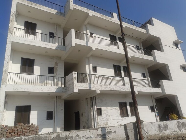 Exterior View, kasna-industrial-area 6+ Bedroom 400 Sq.Mt. Independent House In Kasna Greater Noida 9923122