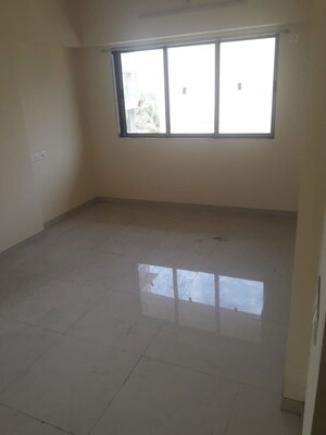 Room in 2 BHK Apartment at Ameet Tower, Chembur – for Sale