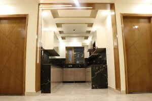 Team Area in 2 BHK Builder Floor at Amolik Residency, Sector 86 – for Sale