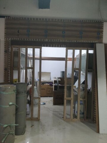  Office Space For Sale in Express Zone, Malad East