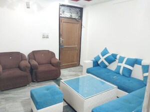 Bedroom in 3 BHK Independent House at Laxmi Nagar – for Rent