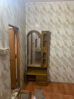 Room in 2 BHK Apartment at Janakpuri – for Rent