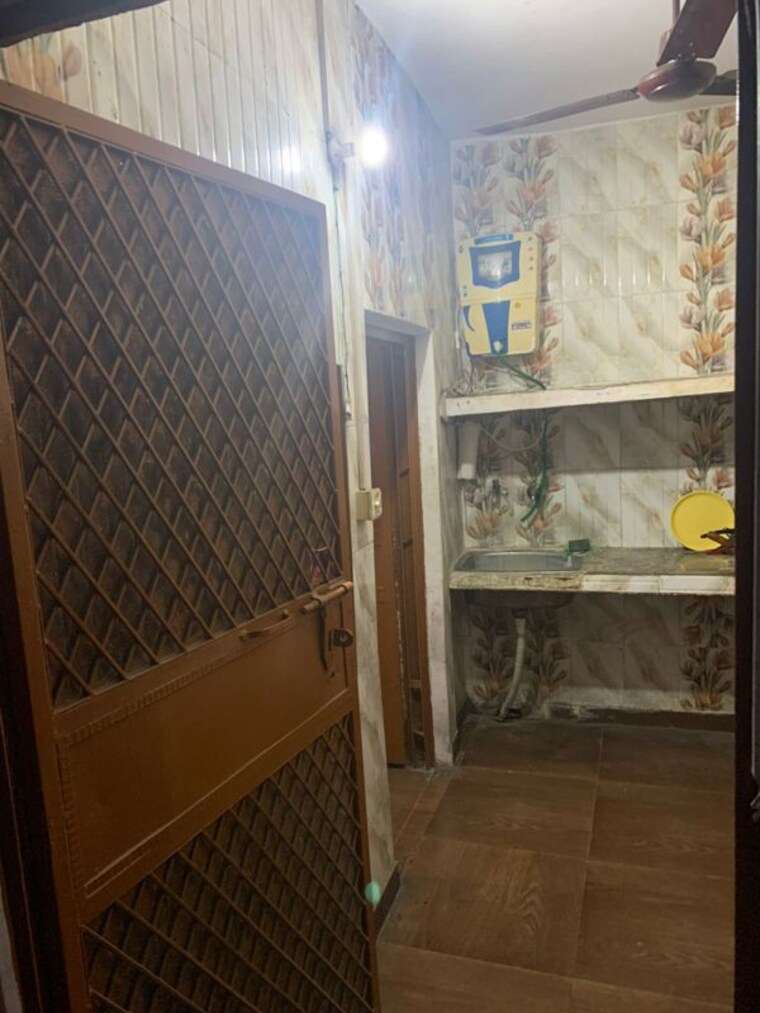Kitchen, janakpuri 2 Bedroom 1200 Sq.Ft. Apartment In Janakpuri Delhi 9923170